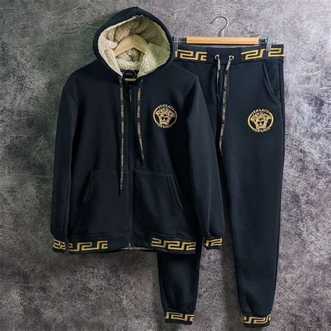мужской спортивный костюм versace